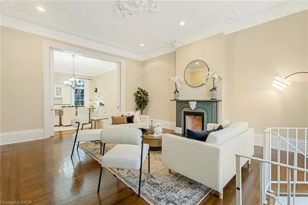 46 Herkimer ST #2, Hamilton, ON L8P 2G4