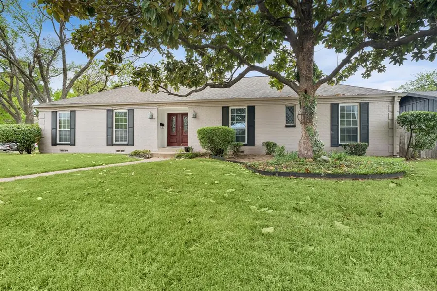 204 Shadywood Lane, Richardson, TX 75080