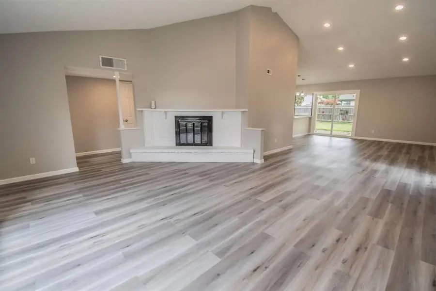 3825 Hackberry Lane, Bedford, TX 76021