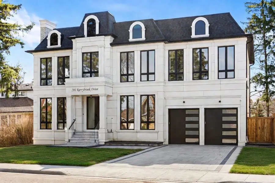 281 Kerrybrook DR, Richmond Hill, ON L4C 3R2