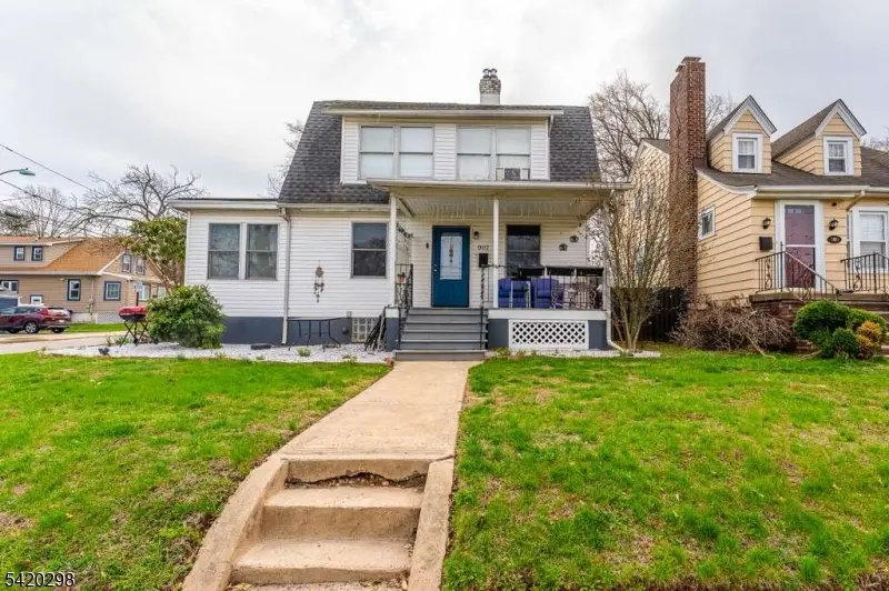 902 Lee Ave, North Brunswick Twp., NJ 08902