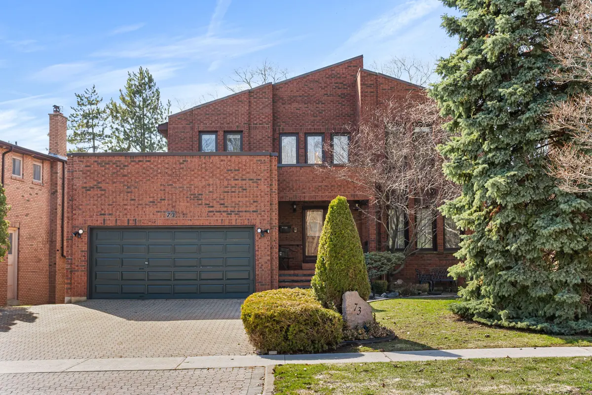 73 Garnier CT, Toronto C15, ON M2M 4C8