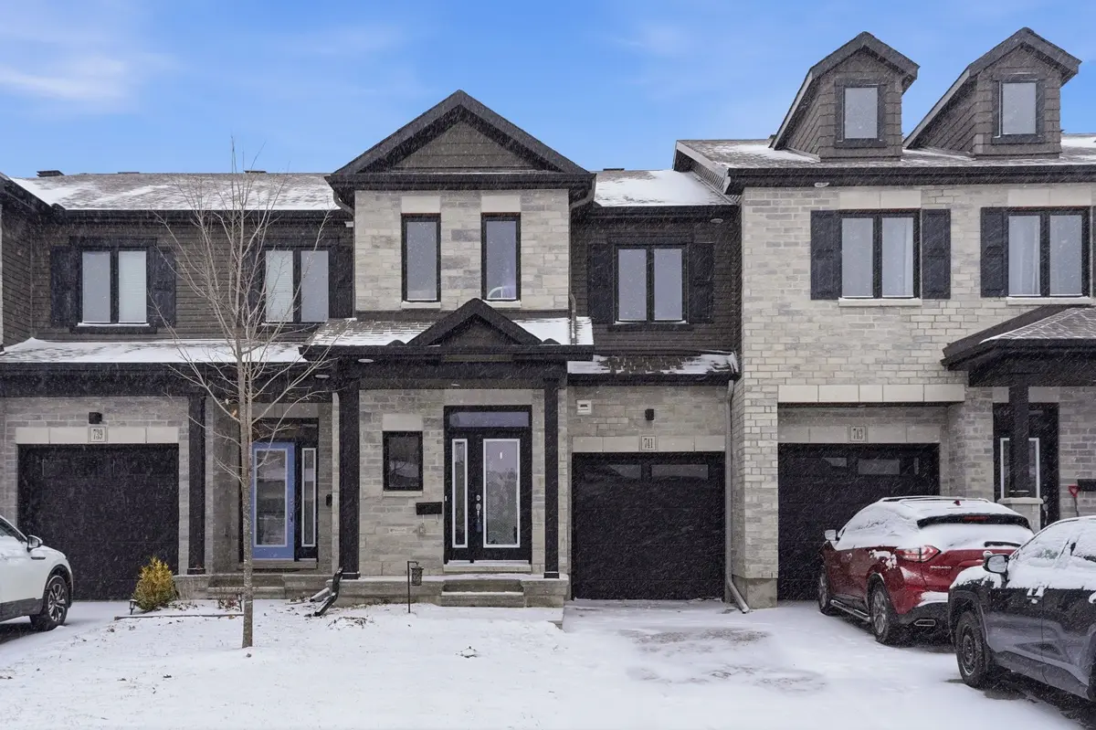 741 Namur ST, Russell, ON K0A 1W0