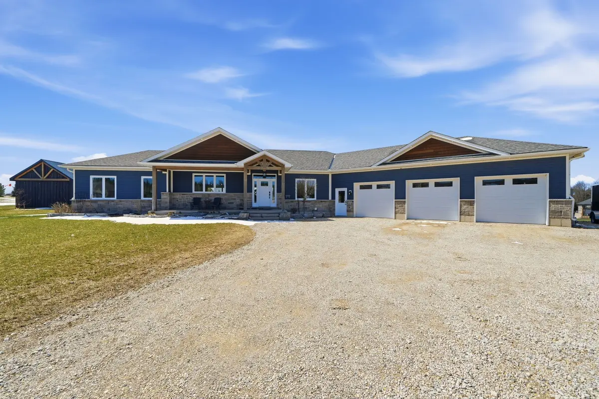 153 Marshall Heights RD, West Grey, ON N0G 1R0