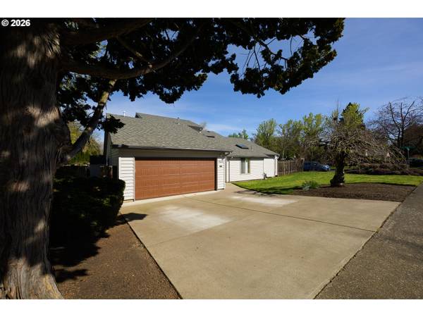 9630 SW ROBBINS DR, Beaverton, OR 97008