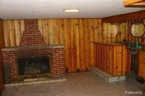 20715 MOROSS RD, Detroit, MI 48224