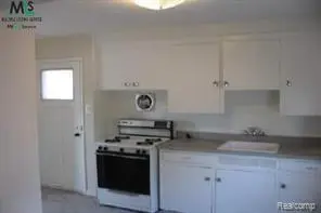 20715 MOROSS RD, Detroit, MI 48224