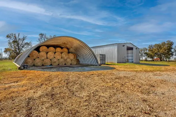 103 Hyde Lake Road, Bennington, OK 74723