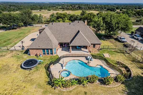 212 Muir Road,  Aledo,  TX 76008
