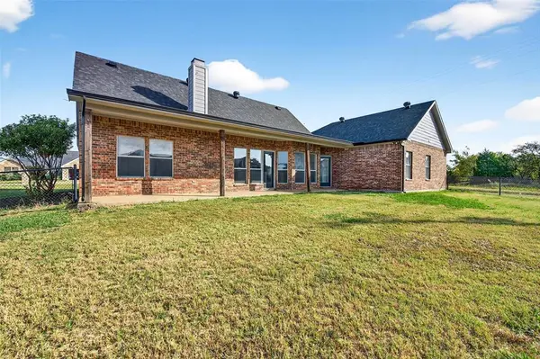 501 Harris Street, Gunter, TX 75058