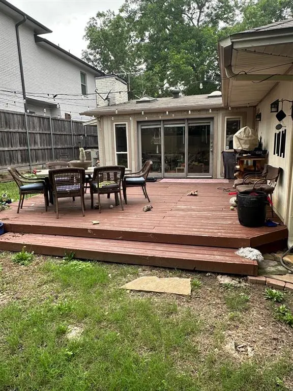 2508 LOVING Avenue, Dallas, TX 75214