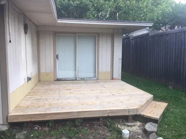 2508 LOVING Avenue, Dallas, TX 75214