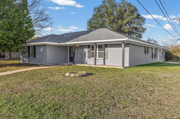 2500 Burnett Drive, Greenville, TX 75402