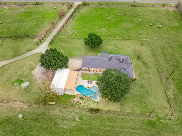 5612 E State Highway 243, Kaufman, TX 75142