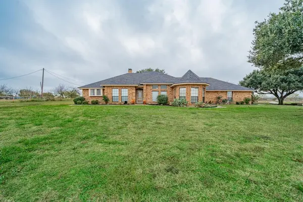 5612 E State Highway 243, Kaufman, TX 75142