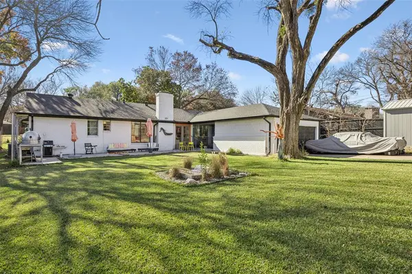 2715 Bonnywood Lane, Dallas, TX 75233