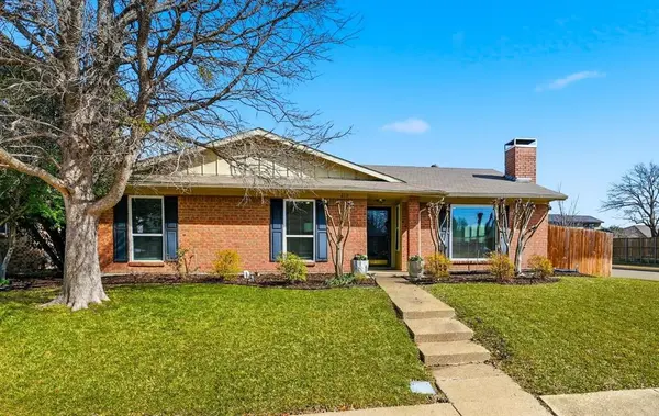 212 Heather Glen Drive,  Coppell,  TX 75019