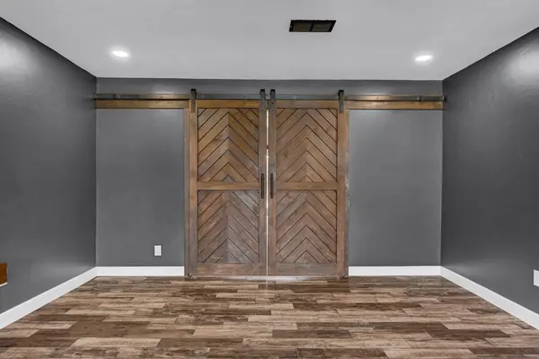 6117 Gainsborough Road, Amarillo, TX 79106