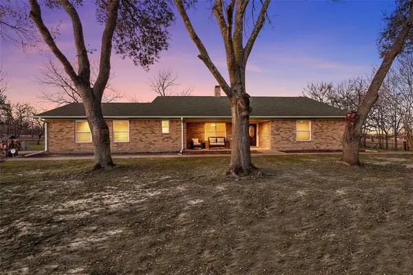 107 S Old Robinson Road, Robinson, TX 76706