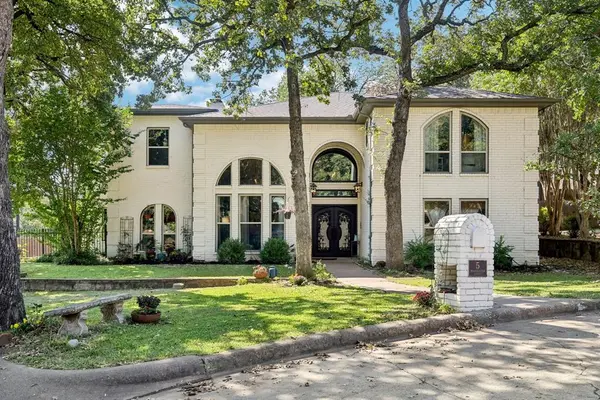 5 Woodlands Court, Trophy Club, TX 76262