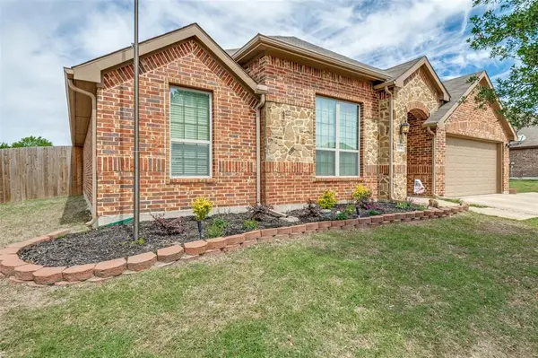 114 Hillcrest Way, Crandall, TX 75114