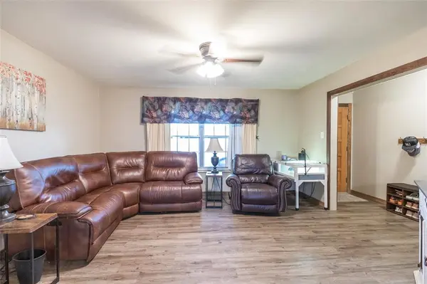 771 E 6th Street, Baird, TX 79504