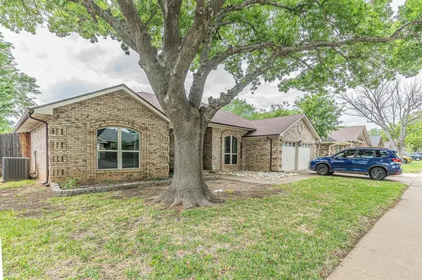 3309 Timber View Circle, Bedford, TX 76021