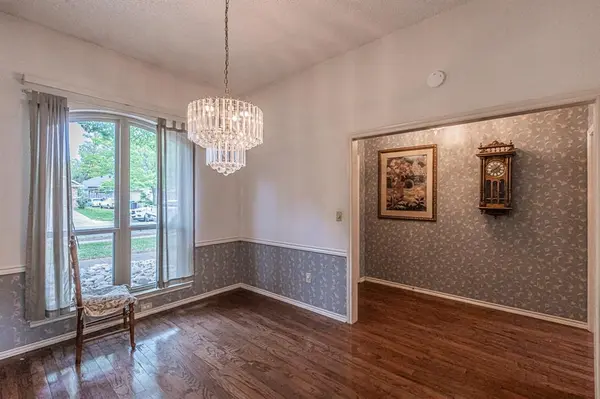 3309 Timber View Circle, Bedford, TX 76021