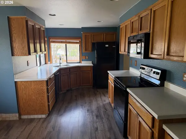 2208 SW INDIAN MARY CT, Troutdale, OR 97060