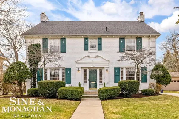 1037 Yorkshire RD, Grosse Pointe Park, MI 48230