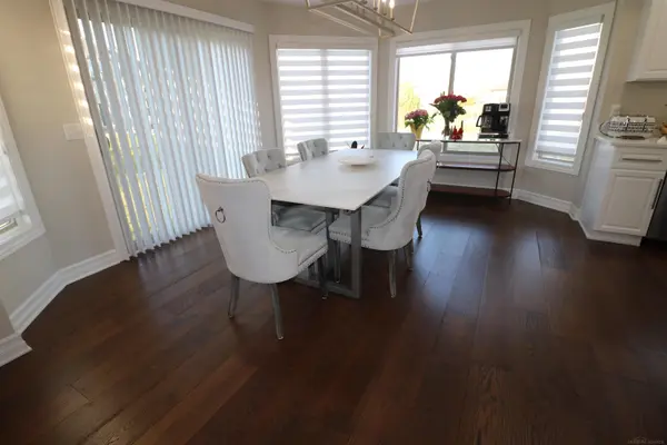 19077 Thompson DR, Macomb Twp, MI 48042