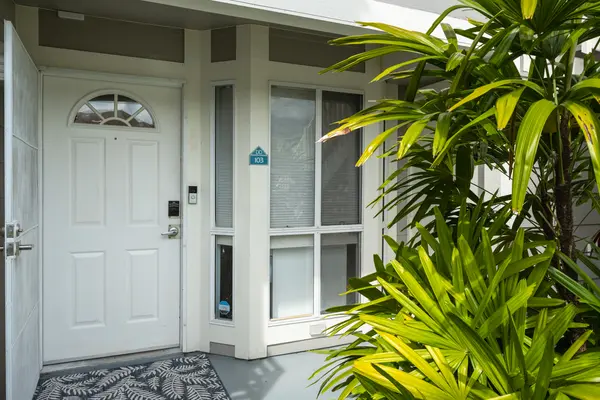 75-6081 ALII DR #DD103, Kailua Kona, HI 96740