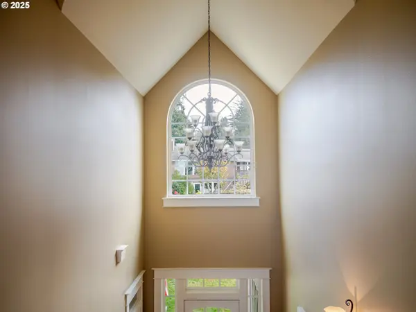 360 HILLTOP DR, Seaside, OR 97138