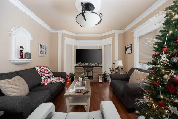 158 Pickles CRES, Fort Mcmurray, AB T9K 2T7