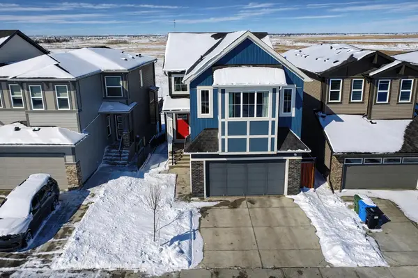 132 Belvedere DR SE, Calgary, AB T2A7G1