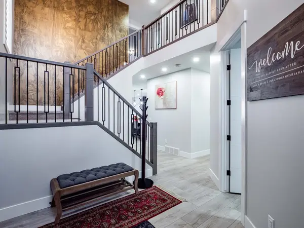 132 Belvedere DR SE, Calgary, AB T2A7G1