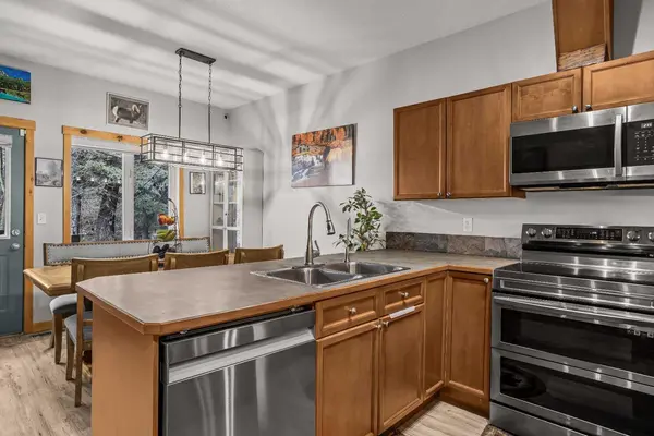 36 Windridge RD #4, Exshaw, AB T0L2C0