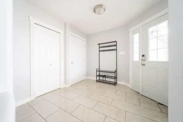 241 Crown Creek LN, Fort Mcmurray, AB T9K 2T9