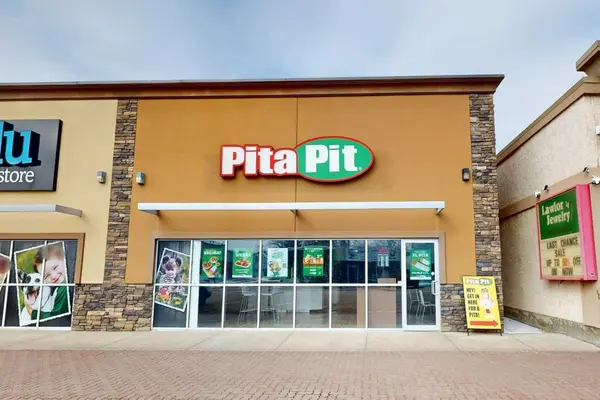 4706 50 ST #3, Stettler, AB T0C 2L0