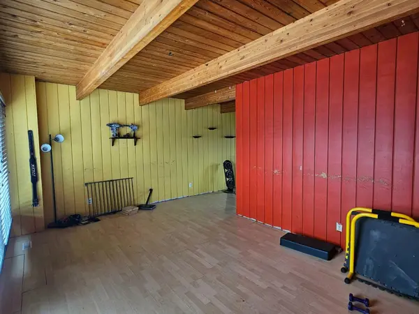 406 8 ST S, Beiseker, AB T0M 0G0