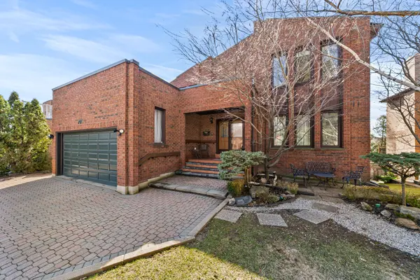 73 Garnier CT, Toronto C15, ON M2M 4C8