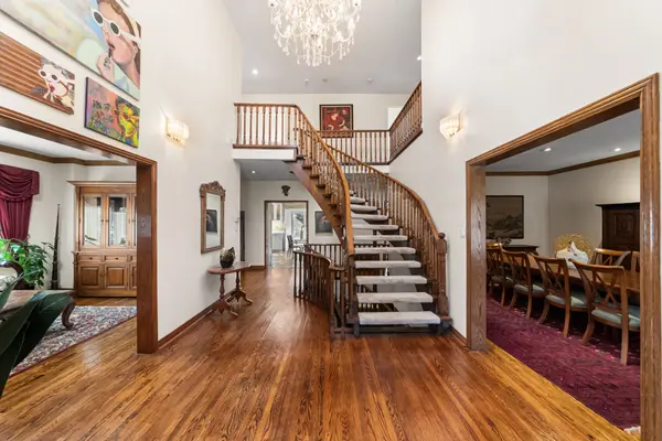 73 Garnier CT, Toronto C15, ON M2M 4C8