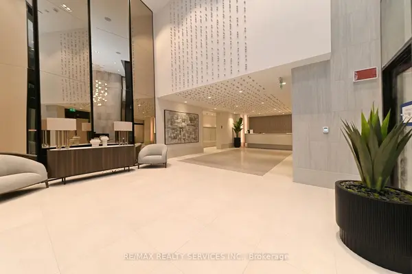 2020 Bathrust St ST E #507, Toronto C03, ON M5P 0A6