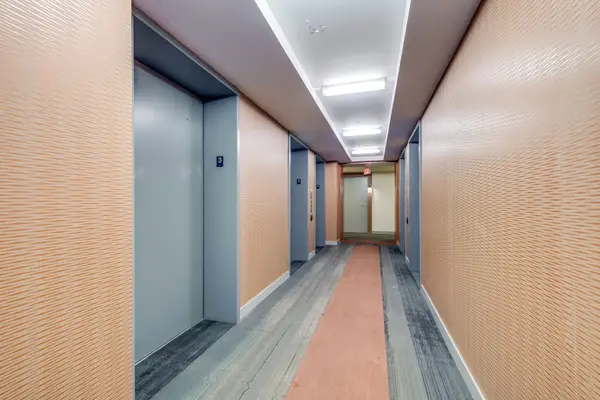 295 Adelaide ST W #314, Toronto C01, ON M5V 0L4