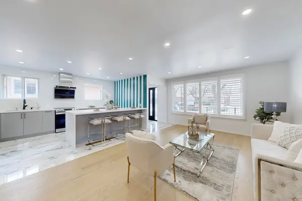 373 Becker RD, Richmond Hill, ON L4C 2S3