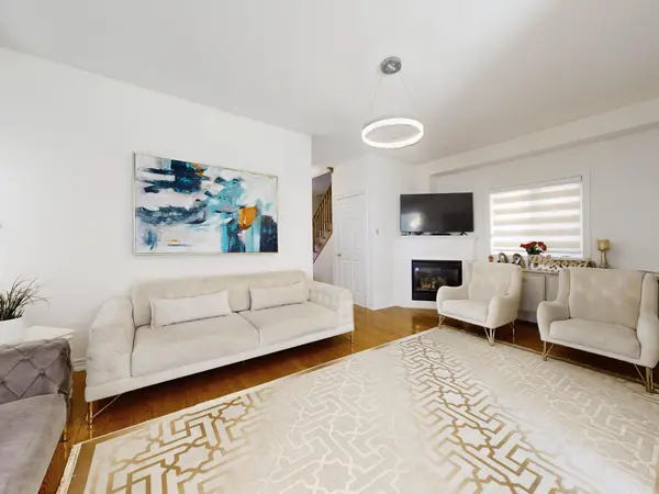 39 Retreat BLVD, Vaughan, ON L4H 0C1