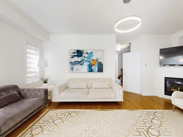 39 Retreat BLVD, Vaughan, ON L4H 0C1