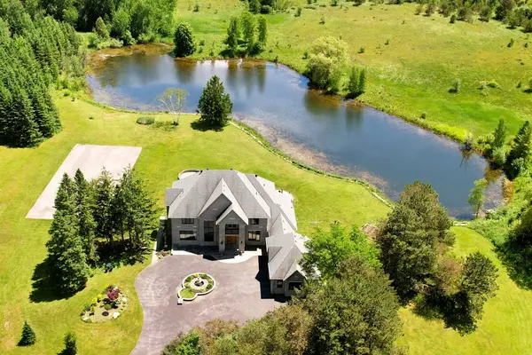 3141 Vivian RD, Whitchurch-stouffville, ON L3Y 4W1