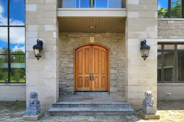 3141 Vivian RD, Whitchurch-stouffville, ON L3Y 4W1