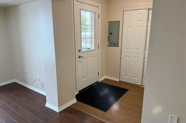 175 Stanley ST #Main Floor of Unit 5, Barrie, ON L4M 0G2